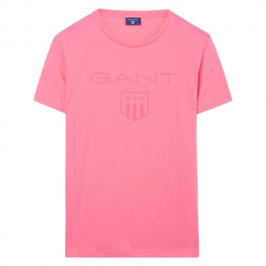 Camiseta con logo contrastado