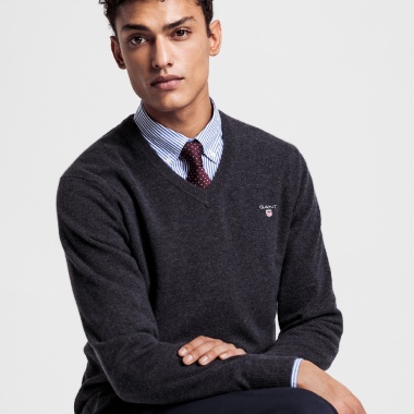 Jersey Liso Cuello Pico