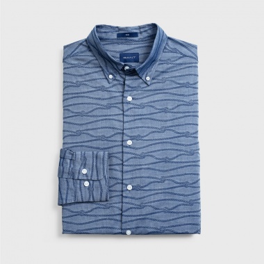 Camisa azul cuerdas