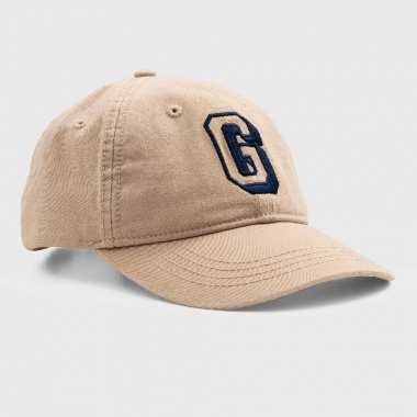 Gorra desteñida por el sol