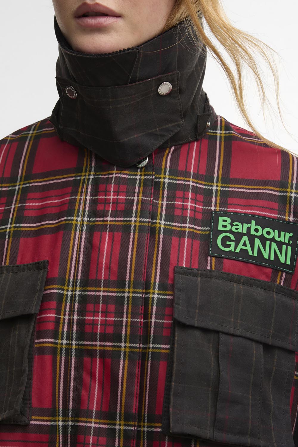 Chaqueta Barbour x GANNI Tartan Peplum Waxed Barbour | ILikeToBuy