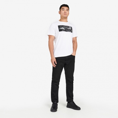 Camiseta Fairing Graphic Print
