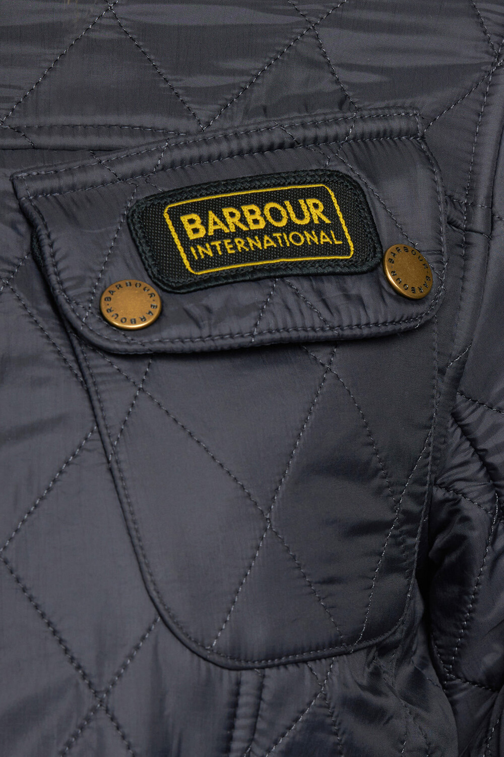 Pagar tributo Pogo stick jump Eliminar Chaqueta Polarquilt Barbour International | ILikeToBuy | Tienda Online  Oficial: Barbour, Brooksfield, La Martina, Timberland...