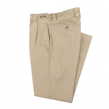 Pantalón chino