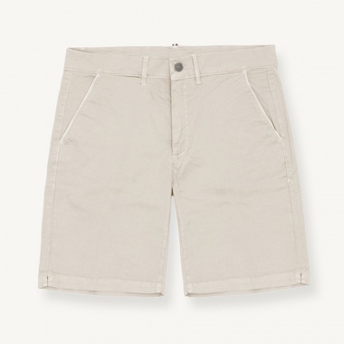 Bermudas Prominet Macadamia