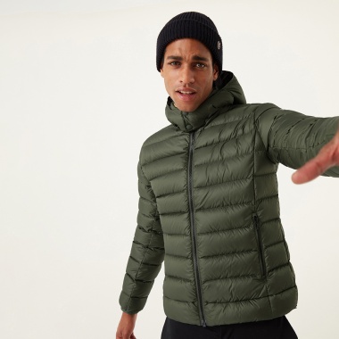 Chaqueta capucha extraíble