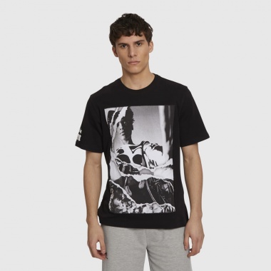Camiseta Popolizio negro