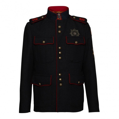 Chaqueta estilo militar roja y azul