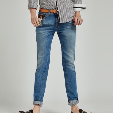 Pantalón denim