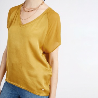 Blusa Villhelmine Honey