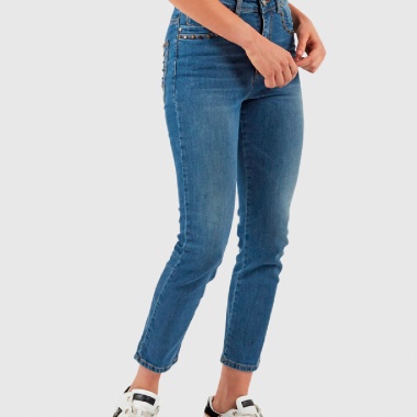 Pantalón vaquero ajustado