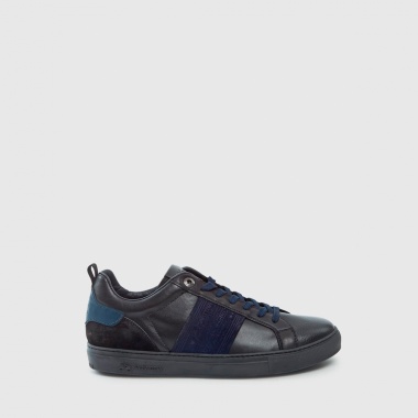 Zapatillas negros detalles azules